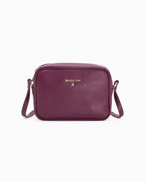 Cross bag bordeaux in pelle effetto martellato con scritta logo dorata sul davanti