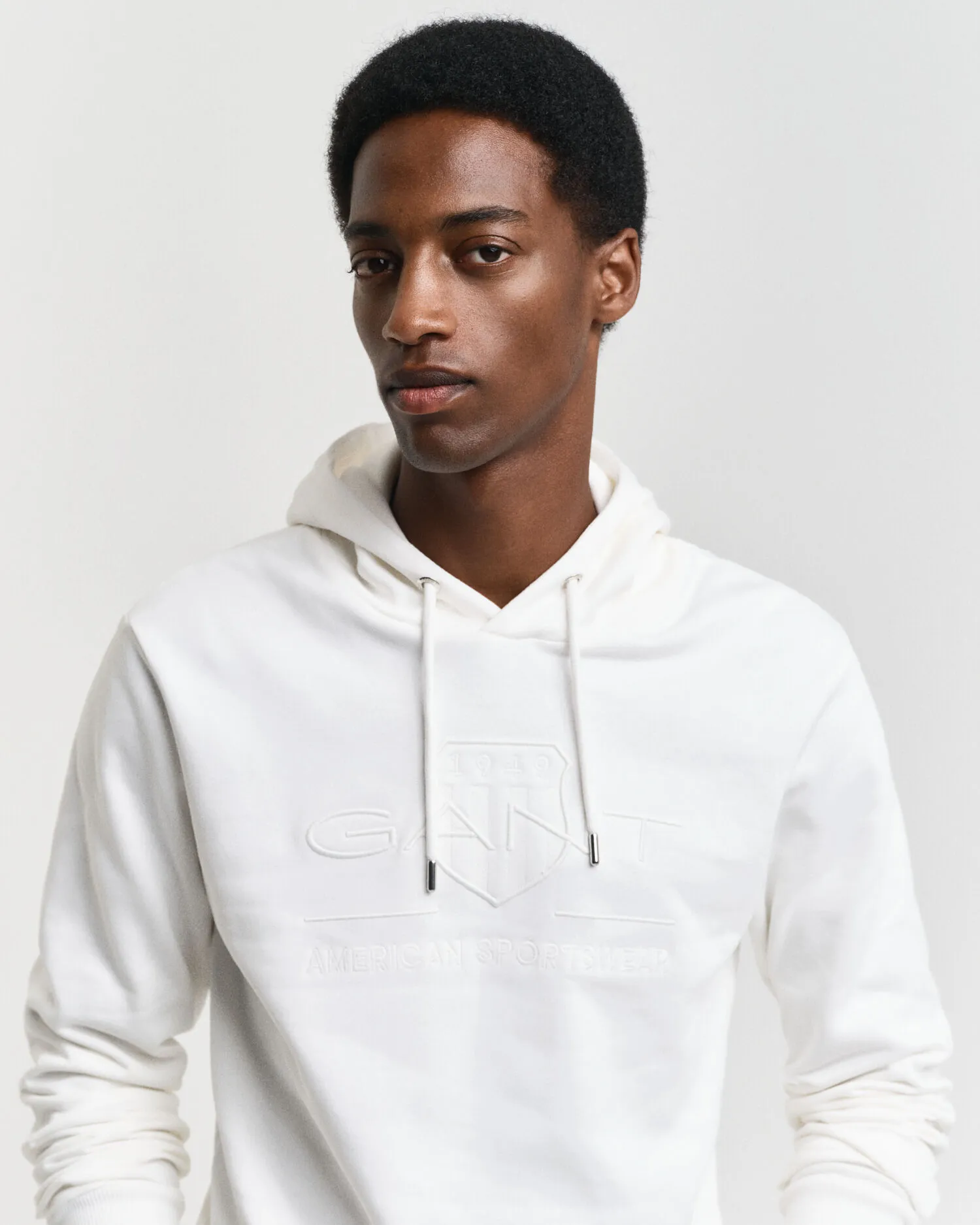 Felpa Tonal Archive Shield con cappuccio    