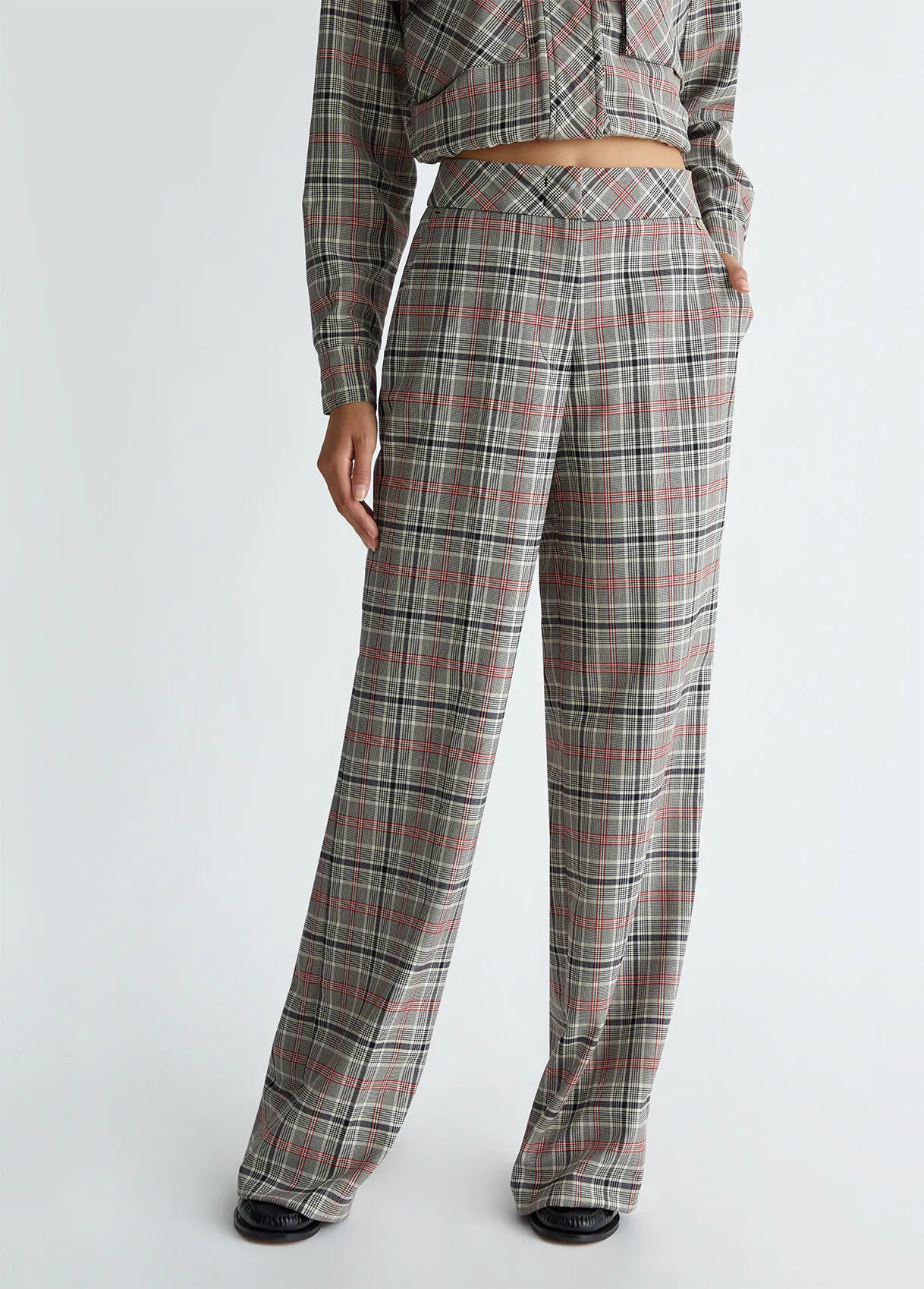 Pantaloni tartan