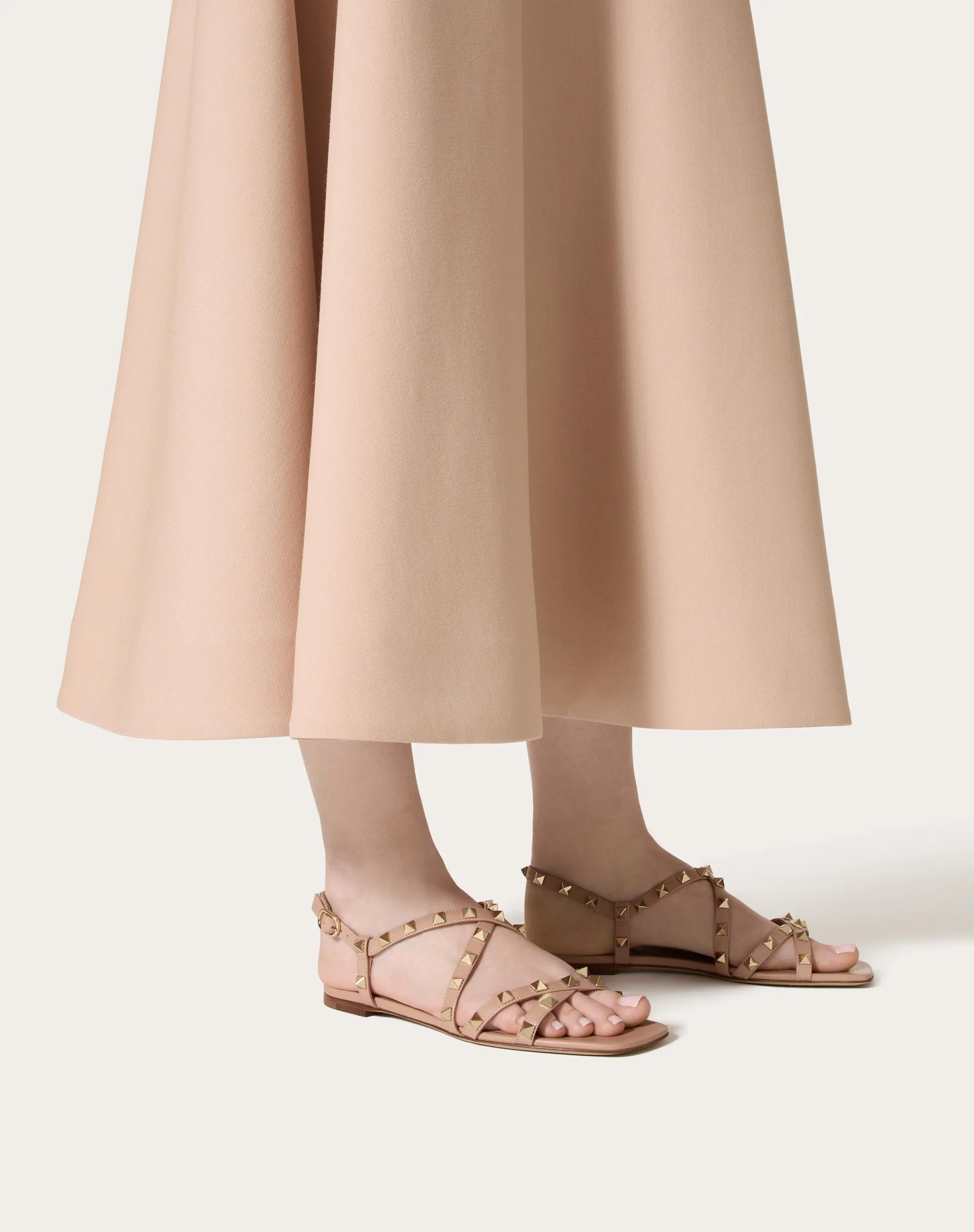 SANDALO ROCKSTUD IN VITELLO CON CINTURINI