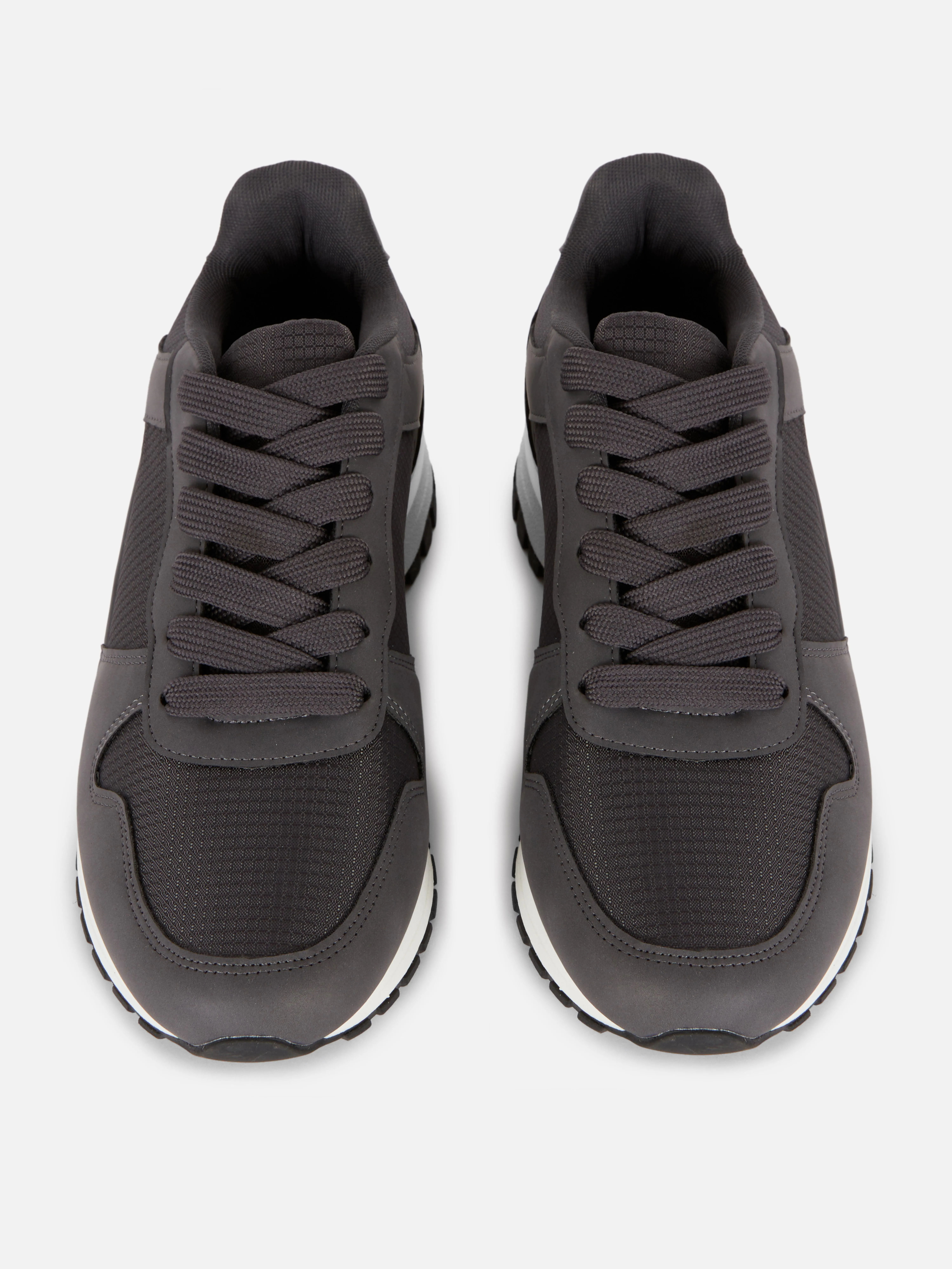 Scarpe da ginnastica sportive con suola spessa